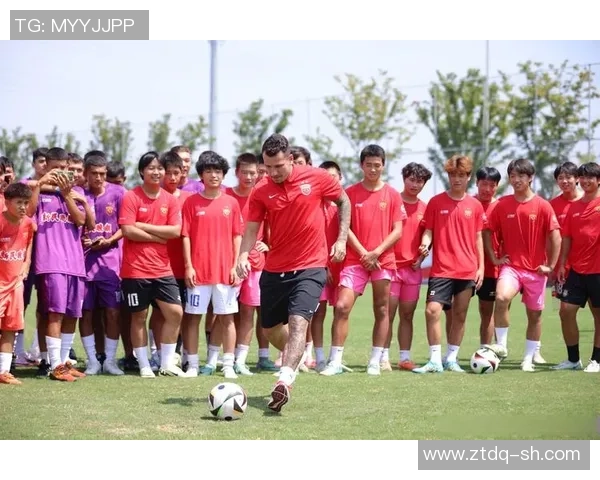 四人足球组合球星排名榜揭晓 谁才是最强铁三角的王者